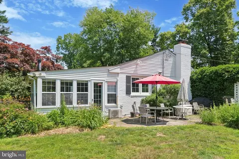 Exterior - 1818 Spring Valley Dr, Springfield, PA 19064 photo 7 of 10