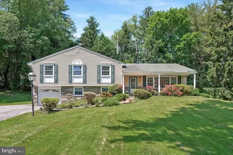2 W Glen Cir, Media, PA 19063