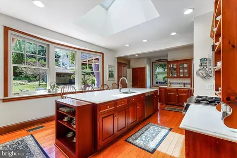 Kitchen - 234 Windermere Ave, Wayne, PA 19087 photo 4 of 4