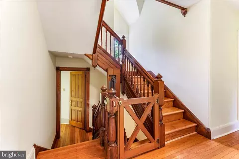 Entry Way - 234 Windermere Ave, Wayne, PA 19087 photo 3 of 3