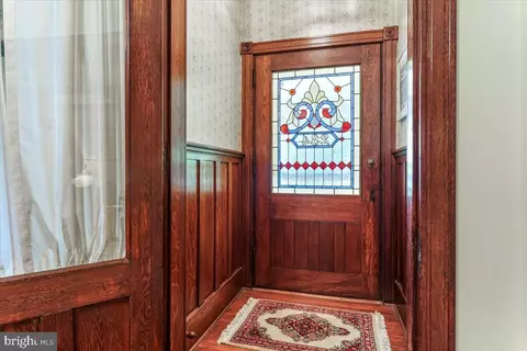 Entry Way - 234 Windermere Ave, Wayne, PA 19087 photo 1 of 3