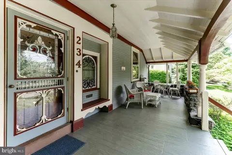 Exterior - 234 Windermere Ave, Wayne, PA 19087 photo 2 of 7