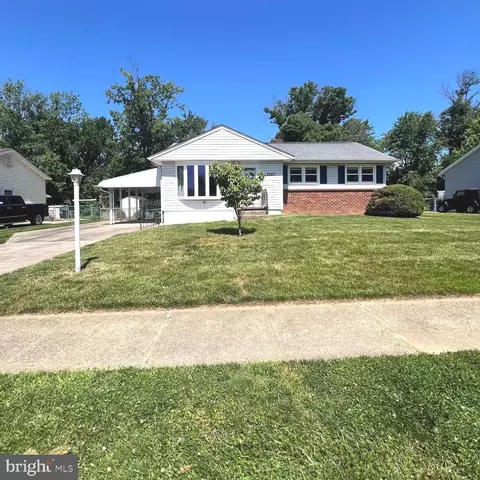 3767 Susan Ln, Brookhaven, PA 19015