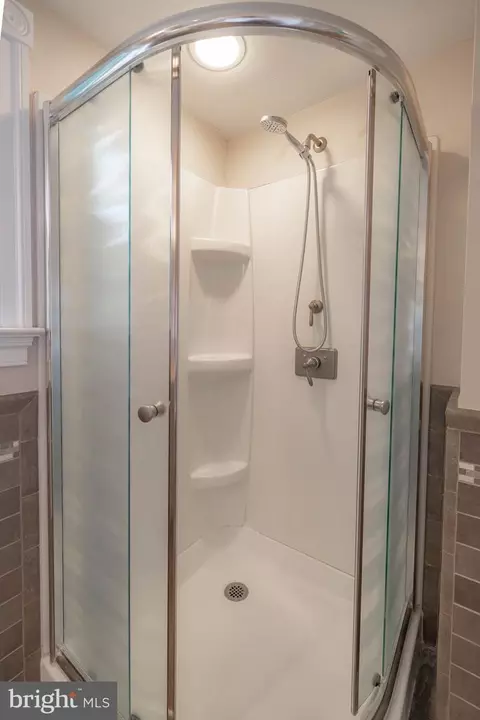 Bath - 131 Conestoga Rd, Wayne, PA 19087 photo 5 of 5