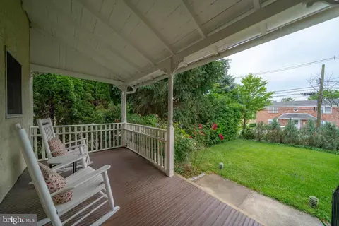 Exterior - 131 Conestoga Rd, Wayne, PA 19087 photo 3 of 12