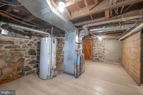 Entry Way - 131 Conestoga Rd, Wayne, PA 19087 photo 7 of 8