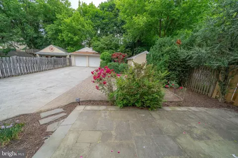 Exterior - 131 Conestoga Rd, Wayne, PA 19087 photo 8 of 12