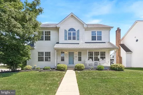 1928 Armstrong Ave, Morton, PA 19070