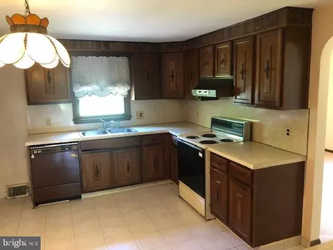 Kitchen - 1903 Susan, Chichester, PA 19061 photo 1 of 1