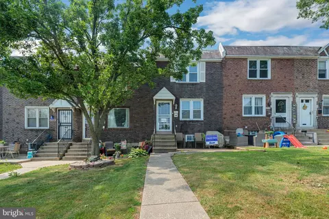 2530 Bond Ave, Drexel Hill, PA 19026