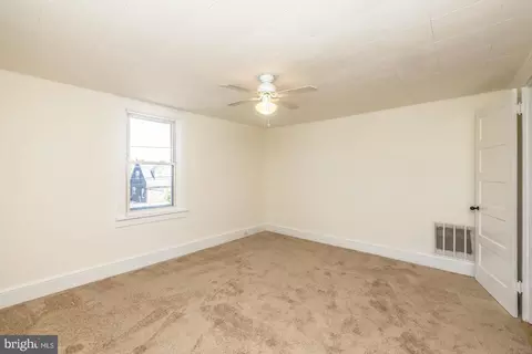 1668 Ward St, Marcus Hook, PA 19061 photo 22