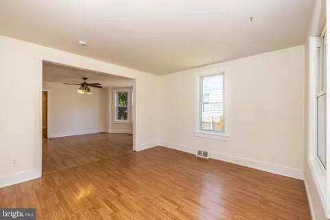 1668 Ward St, Marcus Hook, PA 19061 photo 8