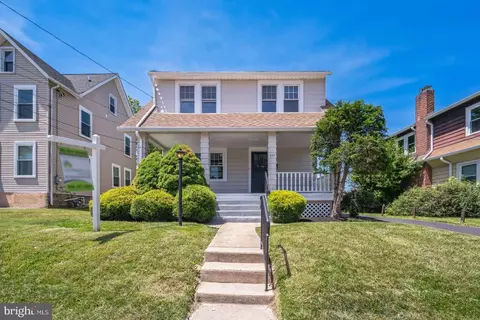 120 N Scott Ave, Glenolden, PA 19036
