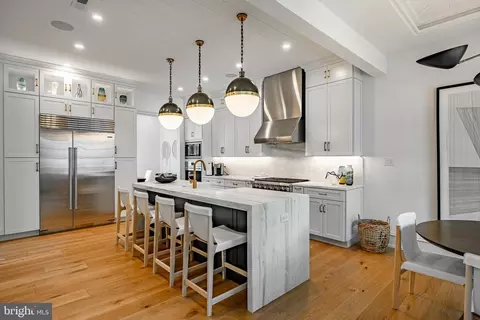 Kitchen - 415 Maplewood Ave, Wayne, PA 19087 photo 2 of 4