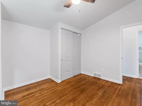 917 Flora Ln, Marcus Hook, PA 19061 photo 21