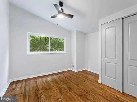 917 Flora Ln, Marcus Hook, PA 19061 photo 20