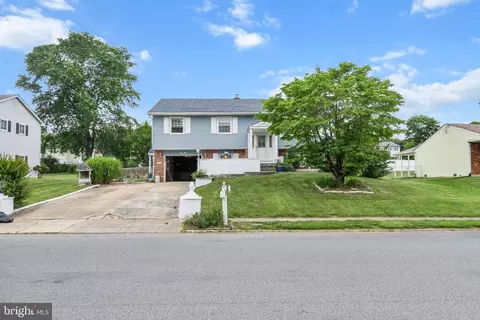 2330 Weir Rd, Aston, PA 19014