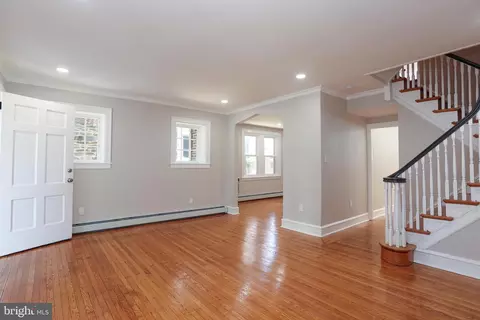 12 E Providence Rd, Lansdowne, PA 19050 photo 4