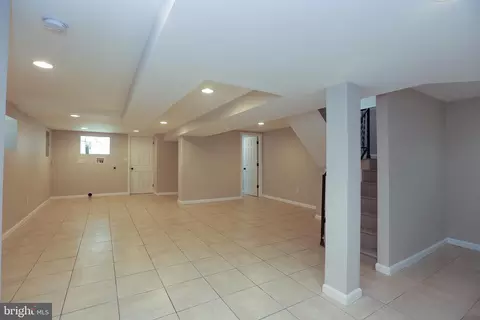 12 E Providence Rd, Lansdowne, PA 19050 photo 23