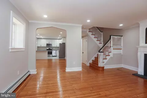 12 E Providence Rd, Lansdowne, PA 19050