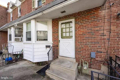 69 Springton Rd, Upper Darby, PA 19082 photo 4