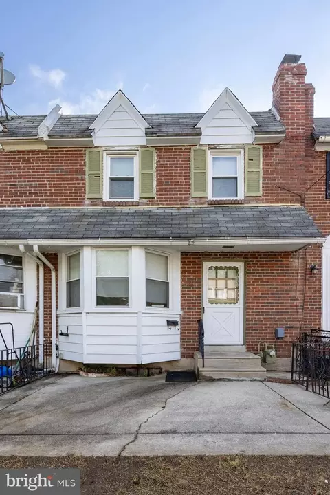 69 Springton Rd, Upper Darby, PA 19082 photo 2