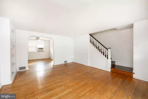 69 Springton Rd, Upper Darby, PA 19082 photo 5