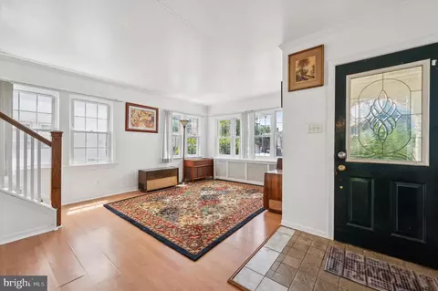 Entry Way - 7801 Parkview Rd, Upper Darby, PA 19082 photo 1 of 7