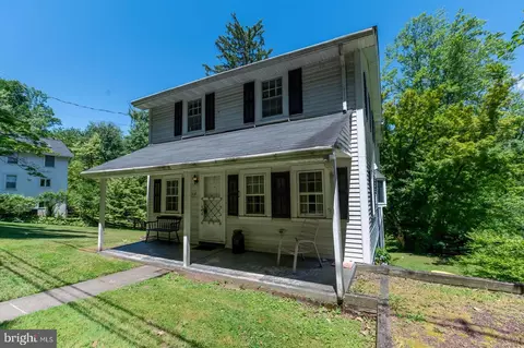 Exterior - 218 Biddulph Rd, Wayne, PA 19087 photo 2 of 12