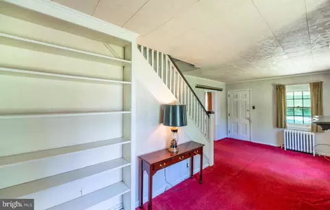 Living - 218 Biddulph Rd, Wayne, PA 19087 photo 5 of 5