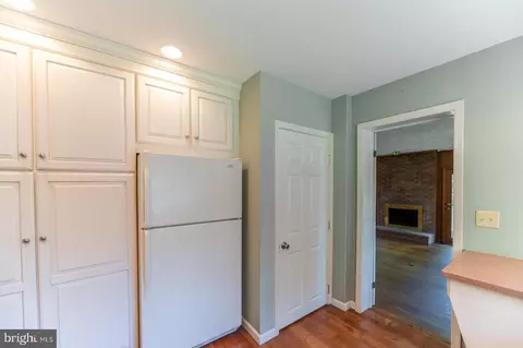 Entry Way - 218 Biddulph Rd, Wayne, PA 19087 photo 2 of 8