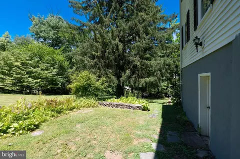 Exterior - 218 Biddulph Rd, Wayne, PA 19087 photo 7 of 12