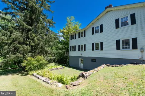 Exterior - 218 Biddulph Rd, Wayne, PA 19087 photo 6 of 12