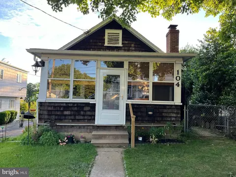 104 5th Ave, Broomall, PA 19008