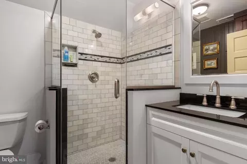 Bath - 212 Plush Mill Rd, Wallingford, PA 19086 photo 3 of 6