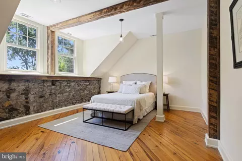 Bedroom - 212 Plush Mill Rd, Wallingford, PA 19086 photo 6 of 7