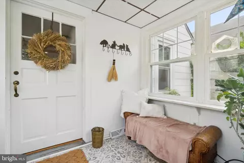 20 Walnut Rd, Wallingford, PA 19086 photo 4