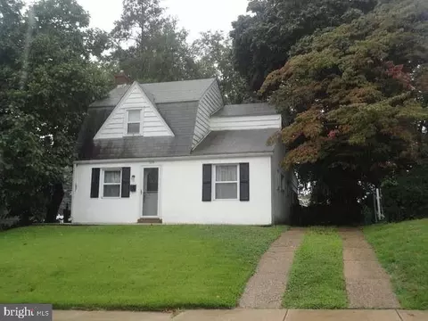 624 Ashland Ave, Folcroft, PA 19032