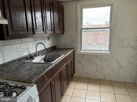 47 Marian Ct, Millbourne, PA 19082 photo 9