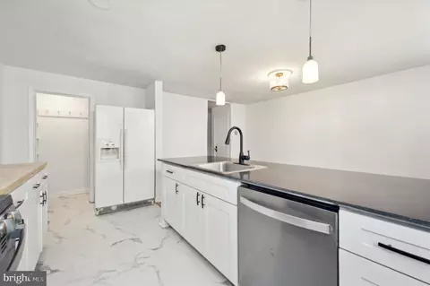 Kitchen - 146 Richfield Rd, Upper Darby, PA 19082 photo 1 of 2