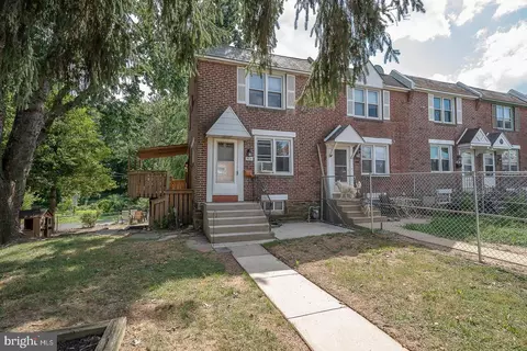 904 Argyle Rd, Drexel Hill, PA 19026
