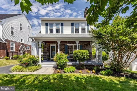 18 E Mercer Ave, Havertown, PA 19083