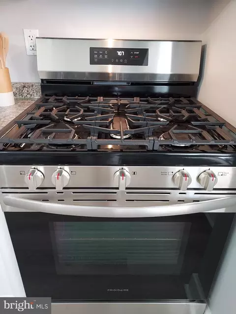 Kitchen - 4506 Post Rd, Marcus Hook, PA 19061 photo 2 of 3