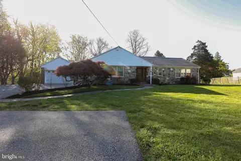 349 Marple Rd, Broomall, PA 19008