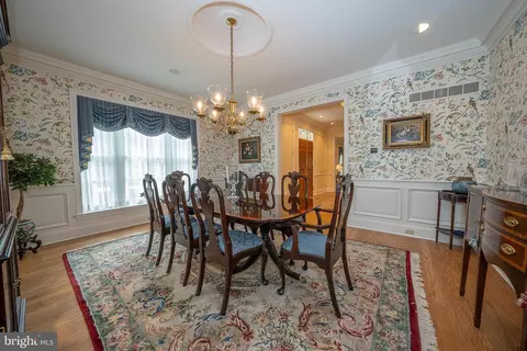 Dining - 225 Ravenscliff Rd, Wayne, PA 19087 photo 1 of 4