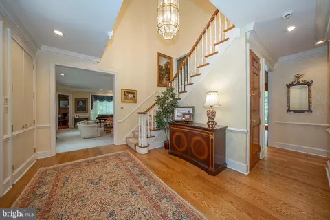 Entry Way - 225 Ravenscliff Rd, Wayne, PA 19087 photo 1 of 4