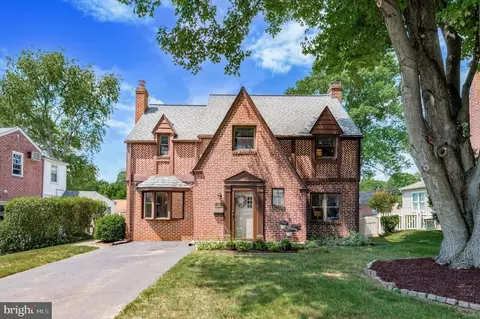 145 Friendship Rd, Drexel Hill, PA 19026