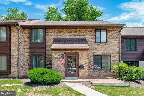 2509 Red Oak Cir #2509-A, Springfield, PA 19064