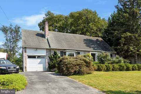 1146 Muhlenberg Ave, Swarthmore, PA 19081