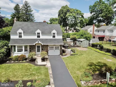 516 Devon Rd, Havertown, PA 19083 photo 2